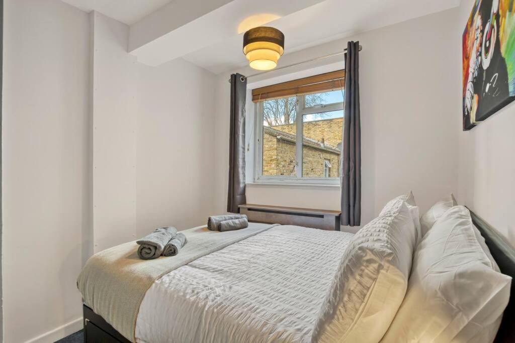 Lovely 3-Bed Clapham Common Лондон Екстер'єр фото