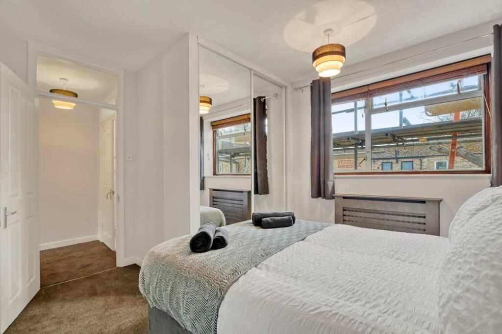 Lovely 3-Bed Clapham Common Лондон Екстер'єр фото