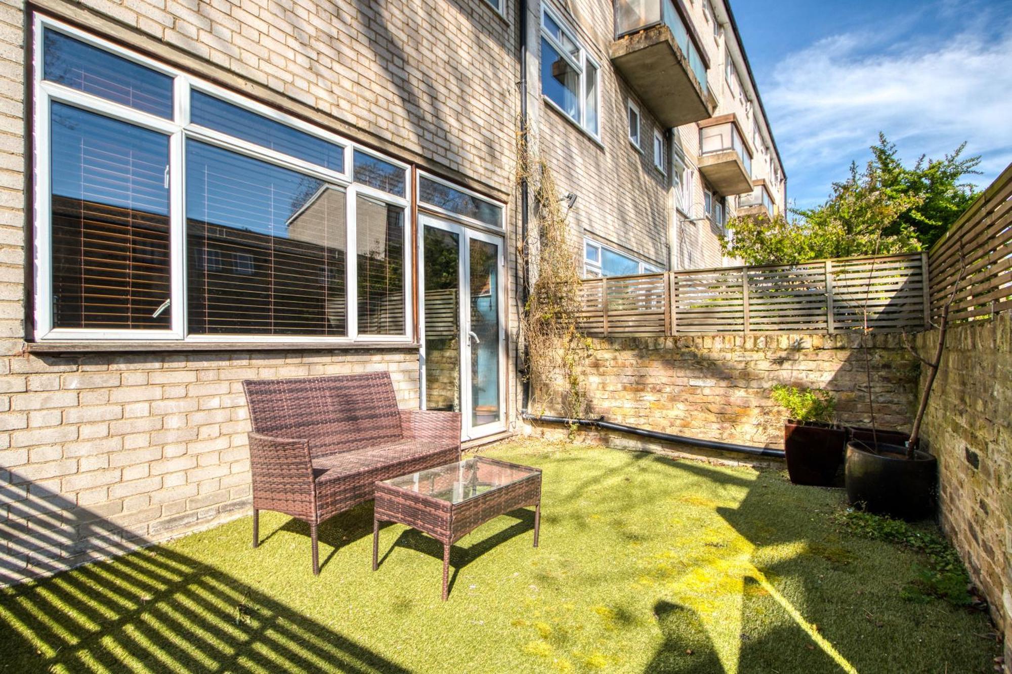 Lovely 3-Bed Clapham Common Лондон Екстер'єр фото